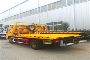 思南附近拖车救援搭电